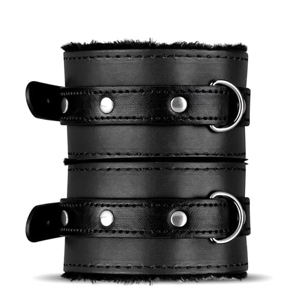 SECRET PLEASURE CHEST – BLACK FANTASY BONDAGE-SET I 10 DELAR