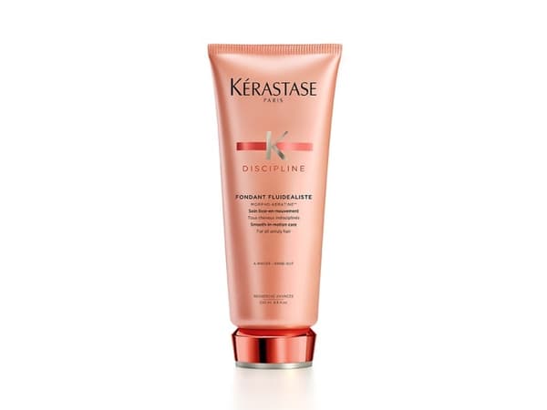 Kerastase Discipline Fondant Fluidealiste Discipline Balm sileille hiuksille liikkeessä 200ml