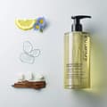 Miniatyrbild 3 av 4: SHU UEMURA Deep Cleanser Gentle Radiance Shampoo 400ml glans och lätthet i håret.