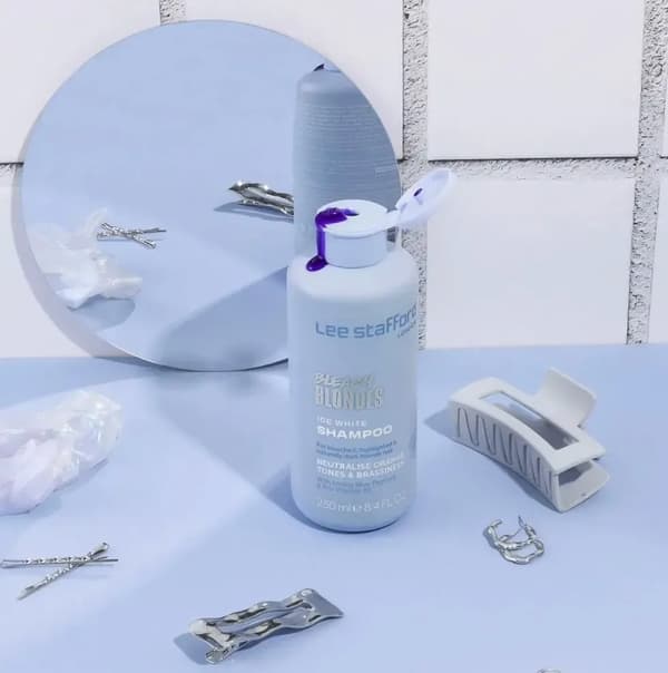 Lee Stafford Lee Stafford Bleach Blondes Ice White Toning Shampoo