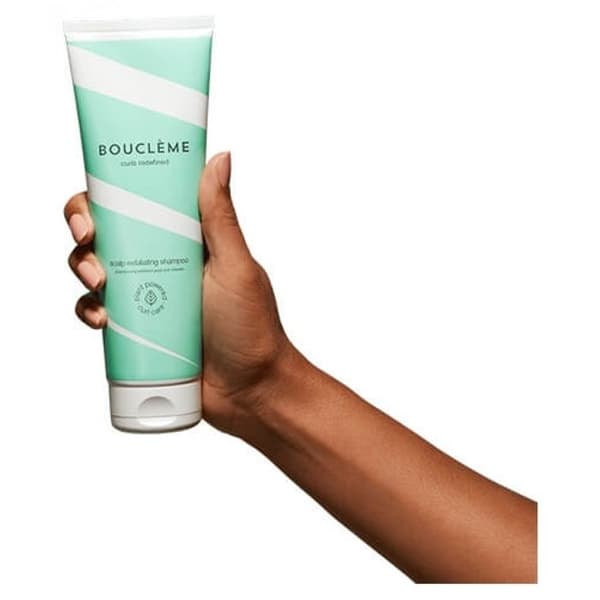 BOUCLEME - SCALP EXFOLIATING SHAMPOO 250ML