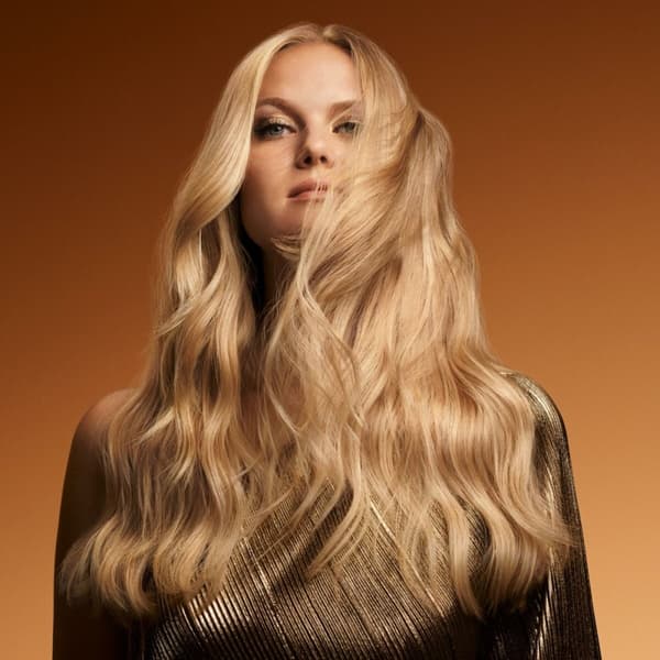 Hårbalsam Wella ULTIMATE SMOOTH 200 ml