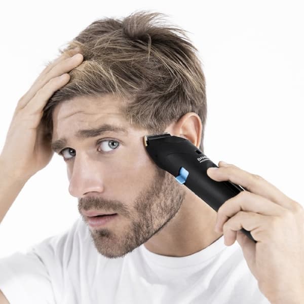 Cecotec Hair clipper with Wet&amp;dry battery and titanium-coated blades.