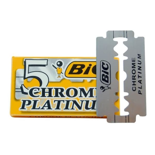 Förpackning med 5 rakblad i Chrome Platinum dubbelkant
