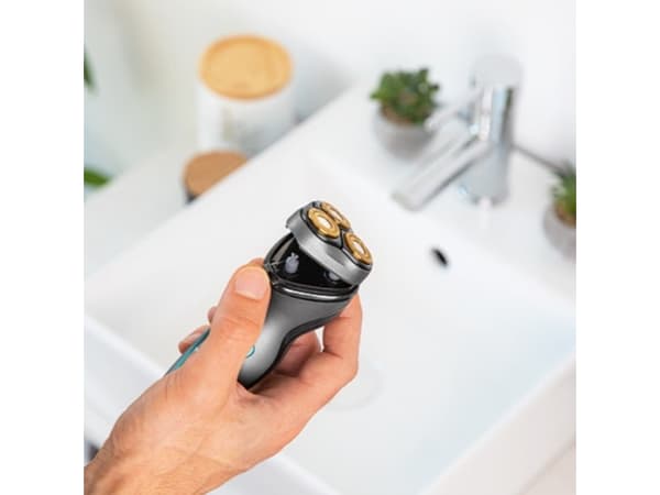 Cecotec Barbermaskin Cecotec Bamba PrecisionCare Titanium PerfectCut Barbermaskin