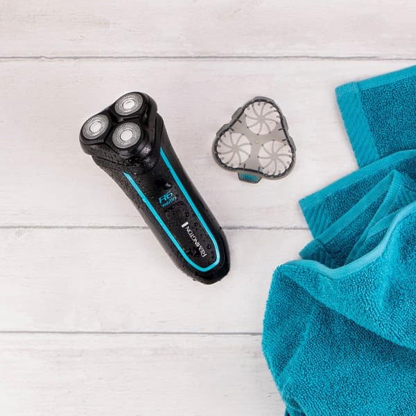 Remington Style Series Aqua Rotary Shaver