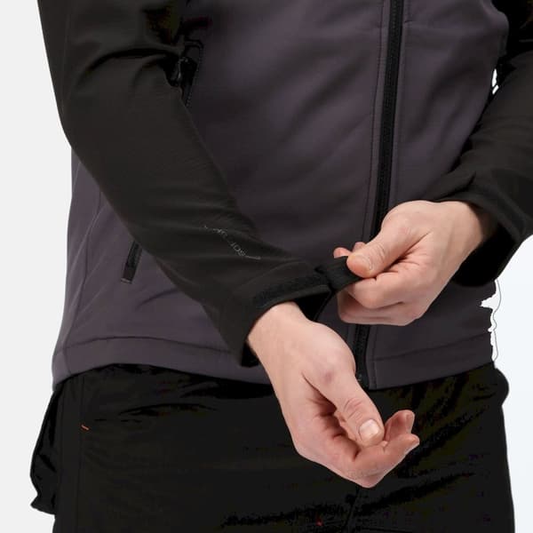 Regatta Mens Surrender Soft Shell Jacket