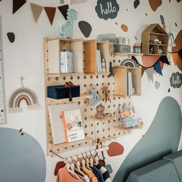Lelujen Säilytys Pegboard - Minimalistinen Lasten Säilytys - Pegboard Järjestelijä Lapsille - Luonnonpuinen Pegboard - Puinen Seinäjärjestelijä