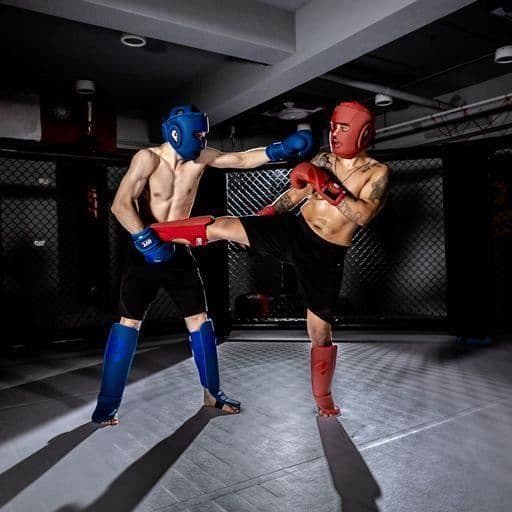 Combat PRO Tonal Shin and Foot Guards - Röd