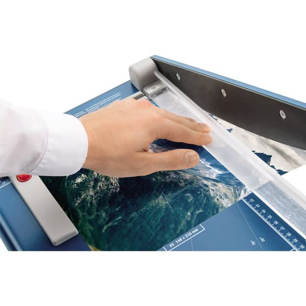 Dahle 533 Pappersskärare A4 Max. antal blad (70g/kvm) skärarbete: 15 Papper