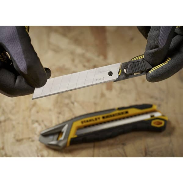 STANLEY 2-11-718 Avbrytbar klinga 18 mm 1 st