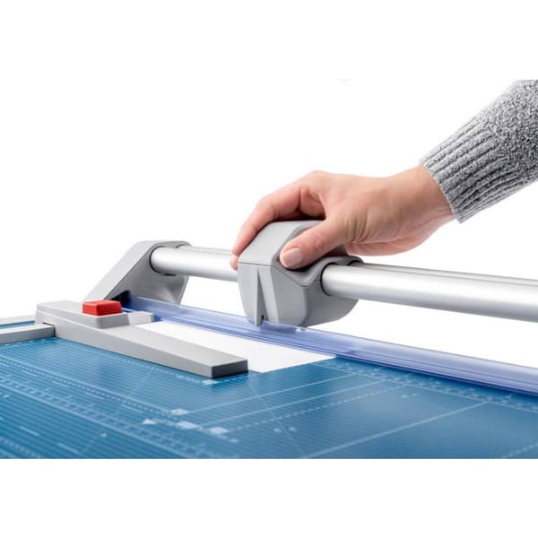 Dahle 550 Rullskärare A4 max. antal blad (80 g/kvadratmeter) per skärtillfälle: 20 Papper
