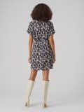 Miniatyrbild 3 av 3: Vero Moda - vmEasy Joy SS Shirt Dress Leo Print