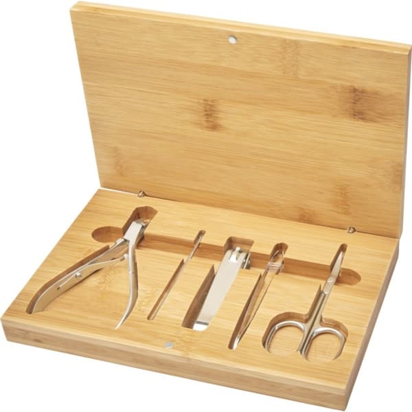 Bullet Ladia Bamboo Manicure Set