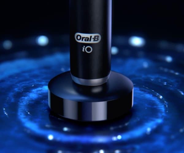 Braun Oral-B iO 9 hammasharjamagneettitekniikka, valkoinen #302919 (302919)
