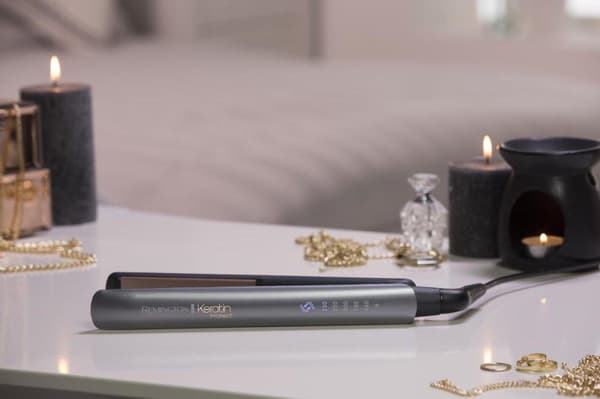 Remington S8598 Keratin Protect Intelligent Plattång - Keratin & Mandelolja