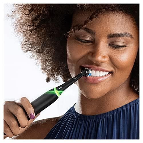 Braun Oral-B iO Series 4 med rejseetui mat sort tandbørste 415022 (415022)
