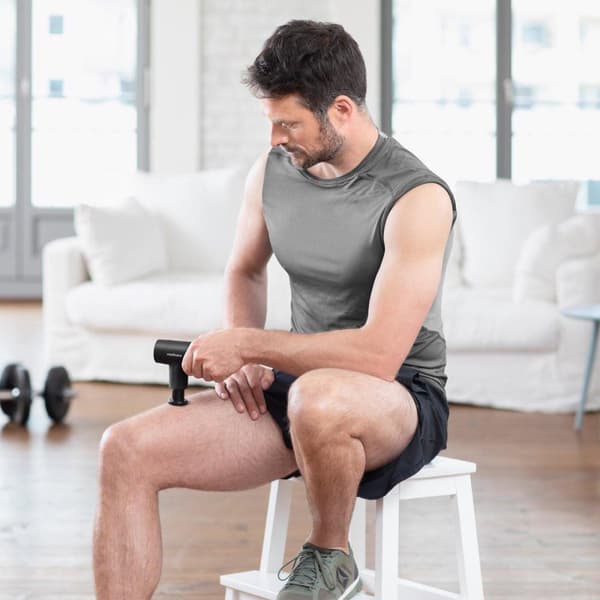Medisana MG 150 Massage Gun Mini - 6 massagestykker, 5 vibrationsniveauer, USB-C, medfølger taske