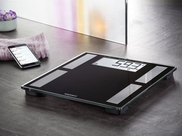 Leifheit Soehnle 63879Shape Sense Connect 50 Bluetooth-kylpyvaakalla (63879)