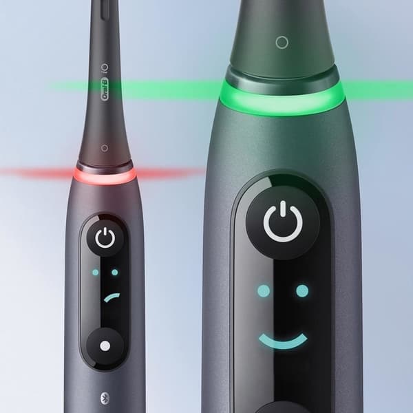 Oral-B iO serie 8 sort onyx elektrisk tandbørste