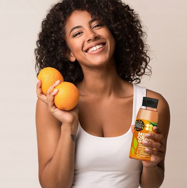 TUTTI FRUTTI Regenererende badeolie Orange Mint 400 ml