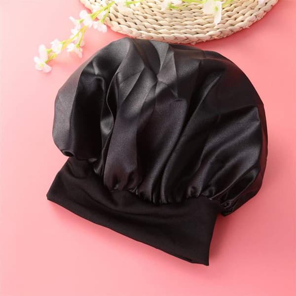 Sovehætte satinhætte (one size) Sort