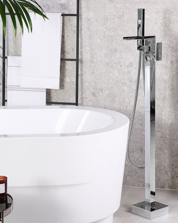 Badekarbatteri frittstående krom 118 cm sølv moderne