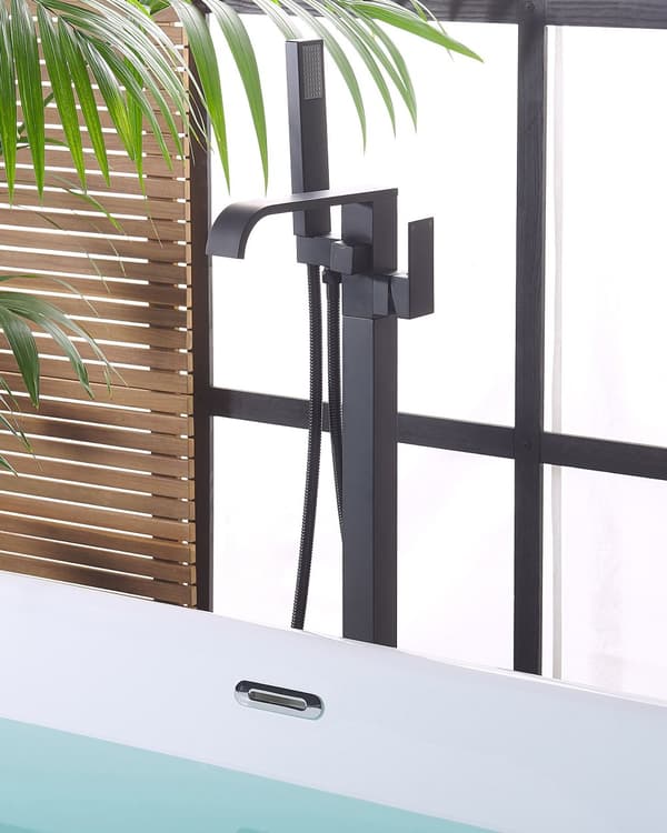 Badekarbatteri frittstående krom svart moderne