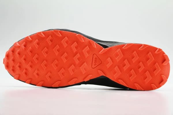 VICO Bolt Flyweave -urheilukengät