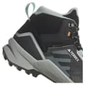 Pikkukuva 8 / 10: Adidas Valmentajat Terrex Swift R3 Mid Goretex Harmaa EU 42 Nainen