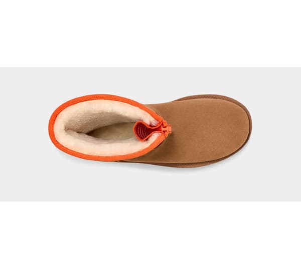 Ugg Saappaat Classic Short Zipper Tape Logo Beige EU 37 Nainen