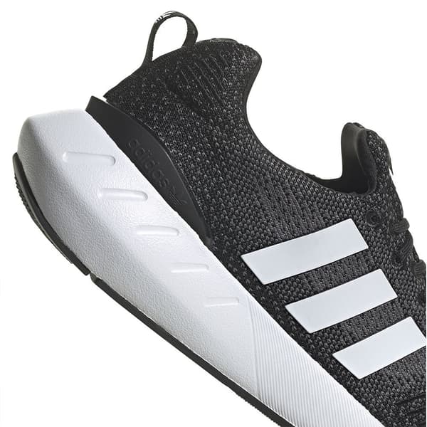 Adidas Utbildare Swift Run 22 Svart EU 40 Man