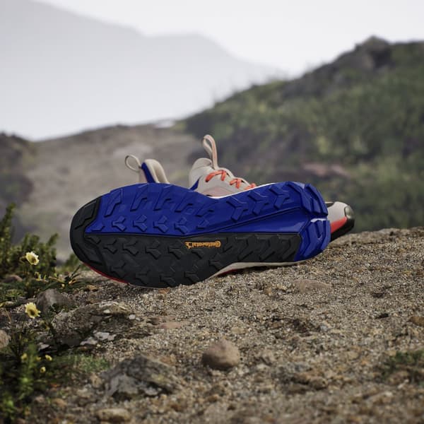 Adidas Terrex Free Hiker 2.0 Low Vaelluskengät Monivärinen EU 42 Mies