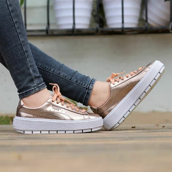 Naisten vapaa-ajan lenkkarit Puma Basket Platform Trace Luxe - 36