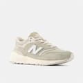 Pikkukuva 4 / 5: Miesten rennot kävelykengät New Balance 997R Khaki - 42