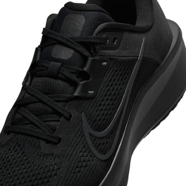 Nike Quest 6 Juoksukengät Musta EU 42 Mies