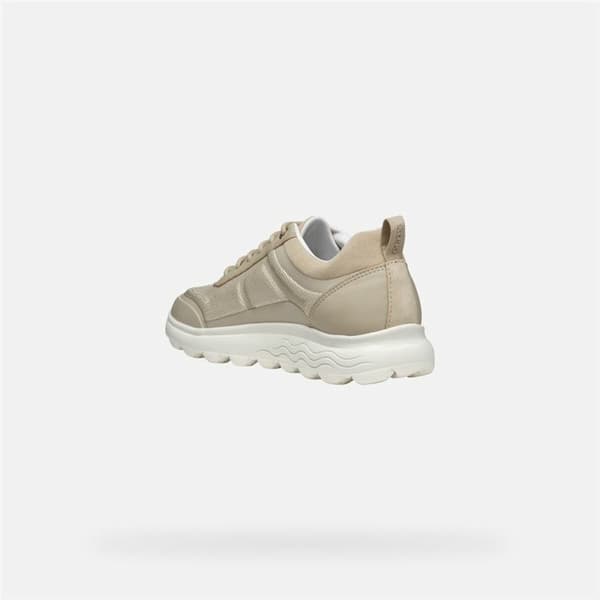 Naisten vapaa-ajan lenkkarit Geox Spherica C Beige - 36