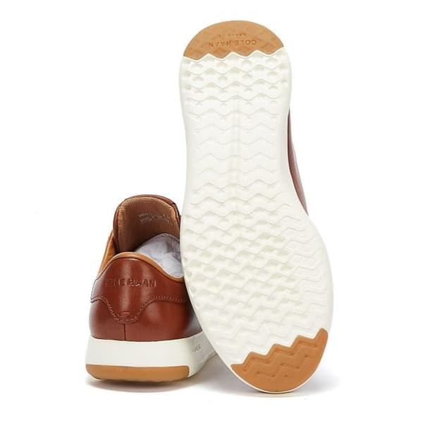 Bruna sneakers för män - COLE HAAN - Grandpro Tennis - Läder - Snören - Platta