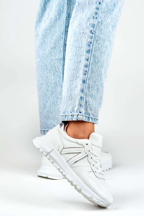 Vita damsneakers med silverkant 38