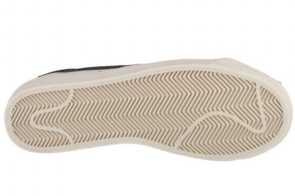 Nike W Blazer Low 77 DC4769-102, Kvinna, Plimsolls, vit