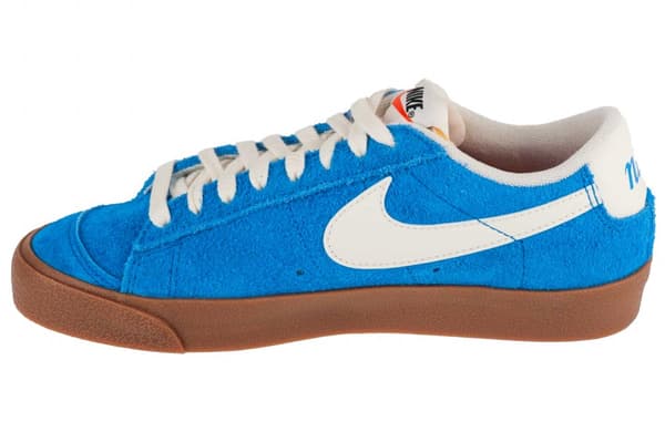 Nike W Blazer Low 77 FQ8060-400, Kvinna, Plimsolls, blå