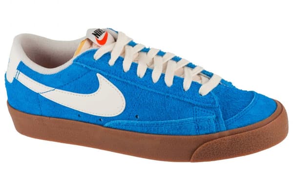 Nike W Blazer Low 77 FQ8060-400, Kvinna, Plimsolls, blå