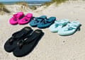 Miniatyrbild 2 av 2: Flip flops från trendiga "The Rubz" Unisex - Svart och guldmetall