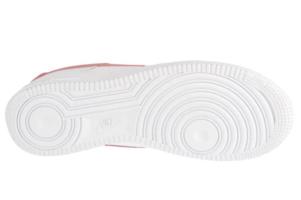 Nike Air Force 1 07 Essential CZ0270-103, Kvinna, Sneakers, vit