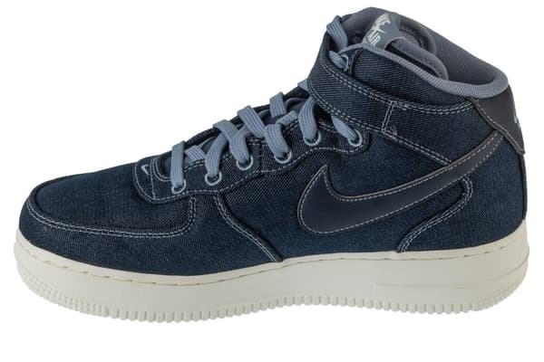 Nike Air Force 1 07 DD9625-400, Kvinna, Sneakers, marinblå