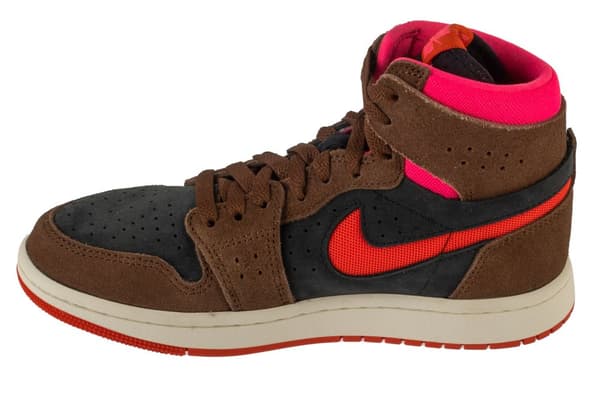 Air Jordan 1 W Zoom CMF 2 DV1305-206, Kvinna, Sneakers, svart