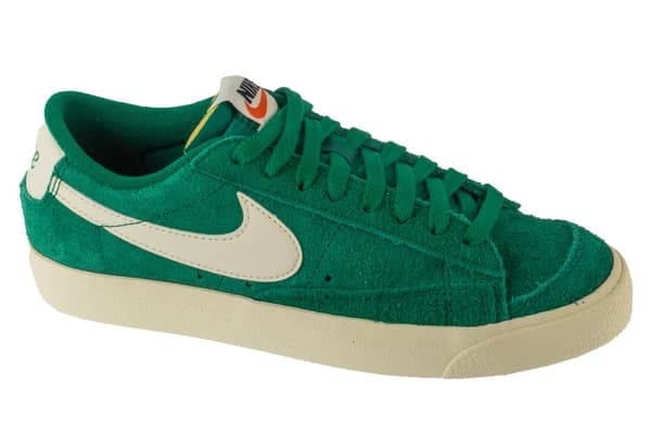 Nike W Blazer Low 77 FQ8060-300, Kvinna, Plimsolls, grön Green 40,5
