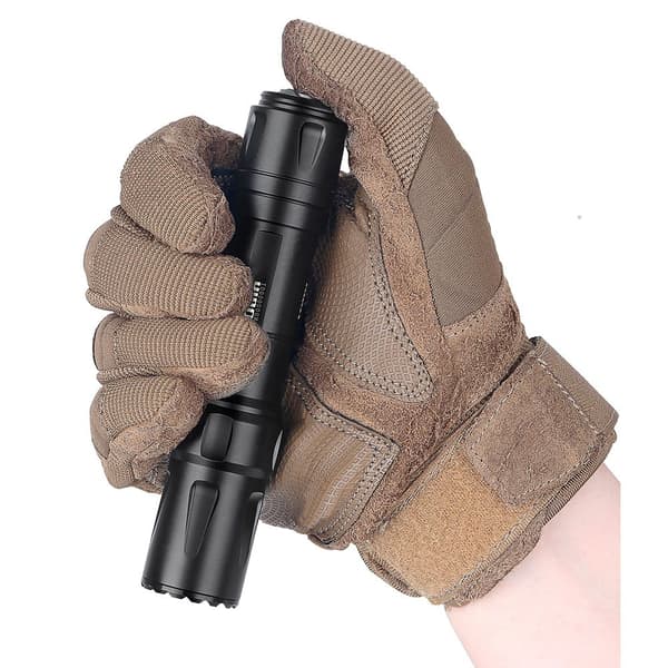 Olight Taktinen Taskulamppu Odin Hopeinen 2000 Lumens
