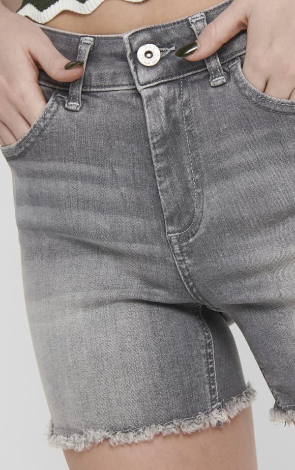 Only - onlBlush Raw Shorts
