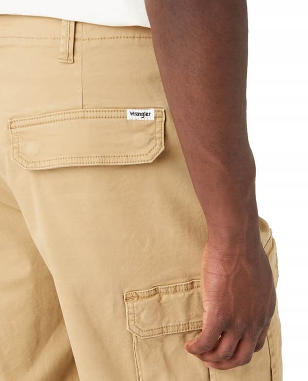 Wrangler CASEY JONES CARGO SHORTS Kelp BEIGE SHORTS W31